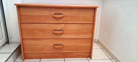 Meuble en bois 3 tiroirs 40 Wattrelos (59)
