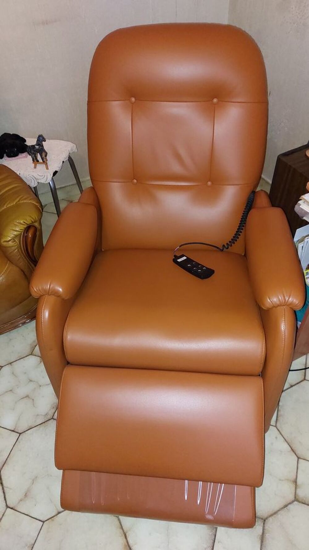 Fauteuil inclinable &eacute;lectrique type Stressless Meubles