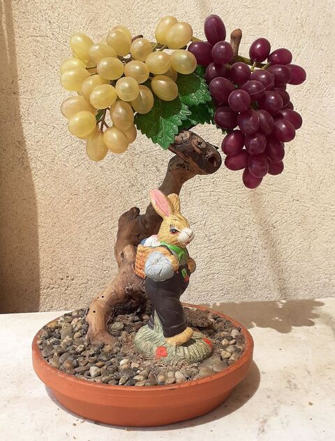 Figurine Lapin (avec Cep de vigne) 0 Avignon (84)