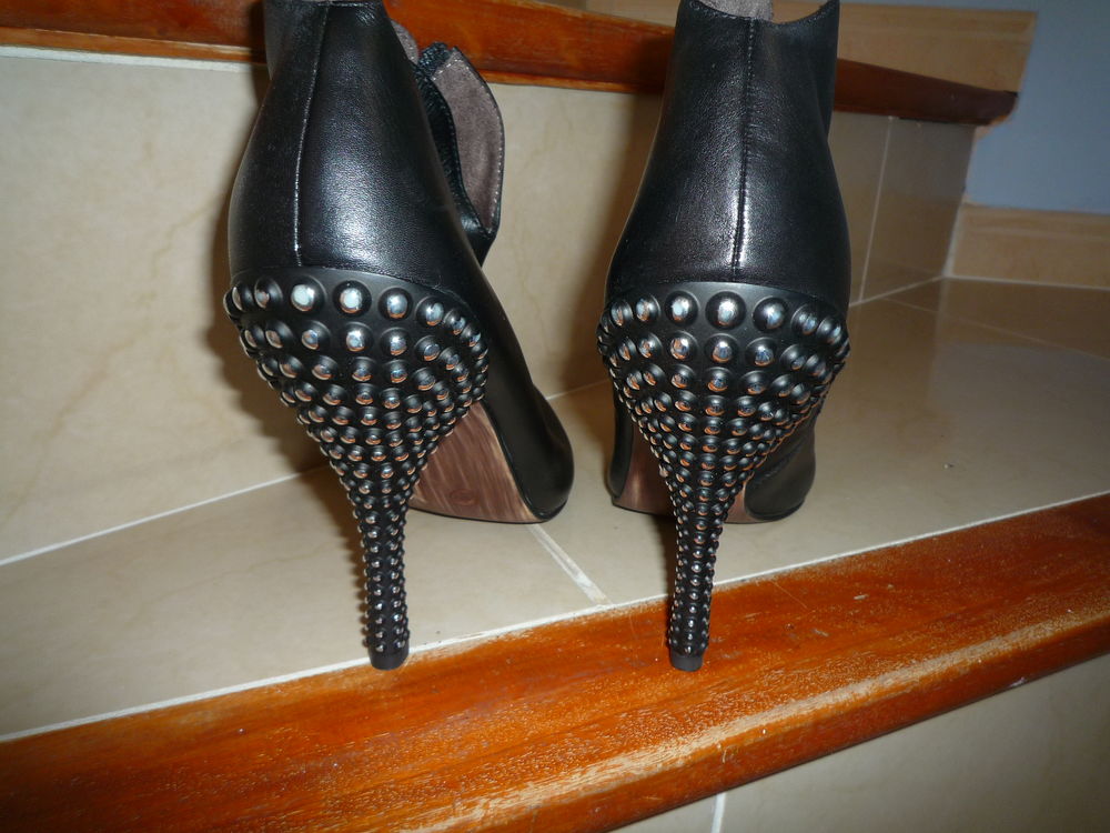 SUBLIMES BOTTINES HAUTS TALONS T 40 Chaussures
