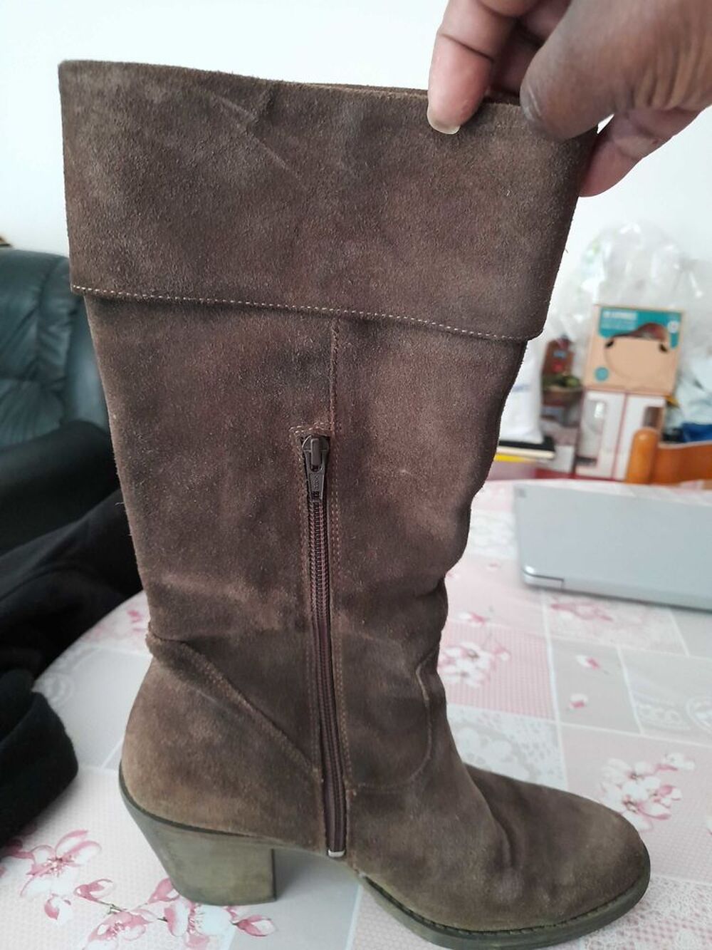 bottines de couleur marron Chaussures