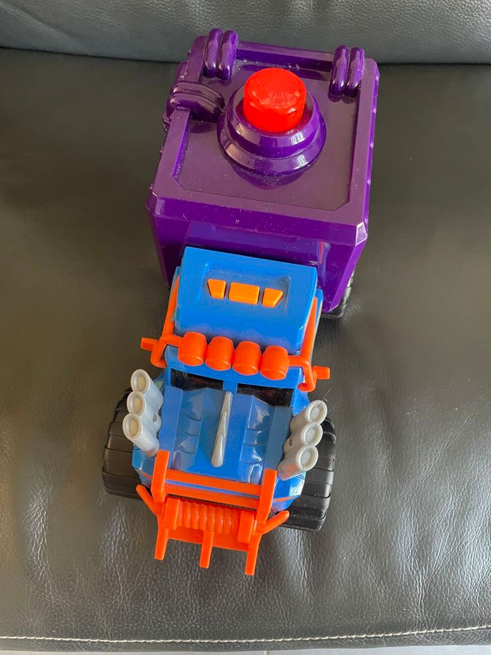Camion TEAMSTERZ Monster Light and Sounds Ann&eacute;e 2021 Jeux / jouets