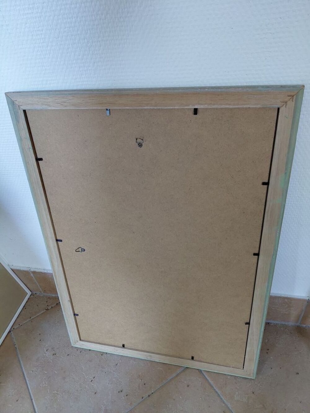 Grand cadre vert p&acirc;le en bois avec verre Décoration