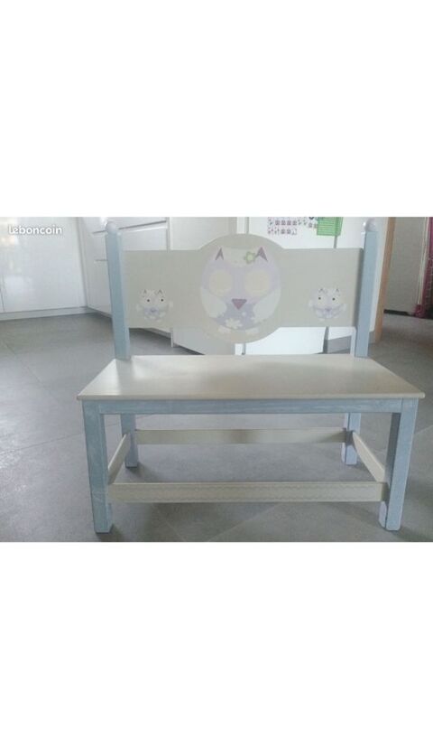 Joli petit banc enfant en bois 20 Pernes (62)