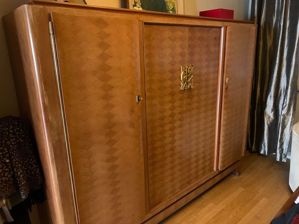 Armoire basse d'&eacute;beniste ann&eacute;es 30/40 en bois pr&eacute;cieux Meubles