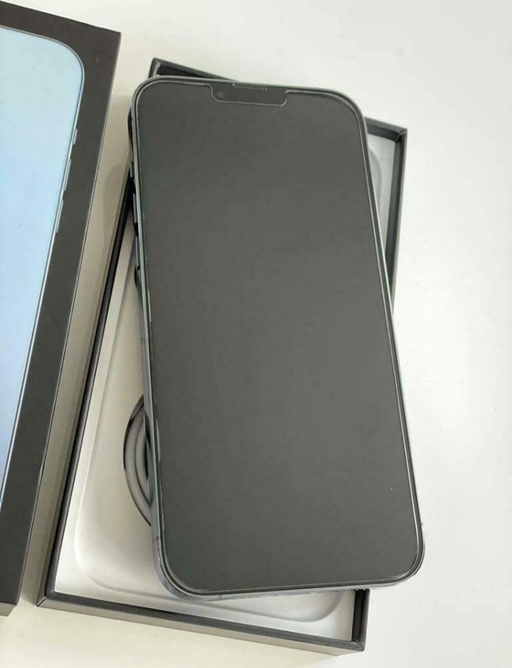 IPHONE 13 PRO Téléphones et tablettes