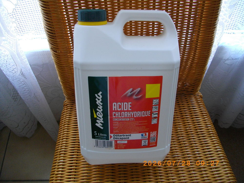 Un bidon d'acide chlorydrique 5 litres - (NEUF) Bricolage
