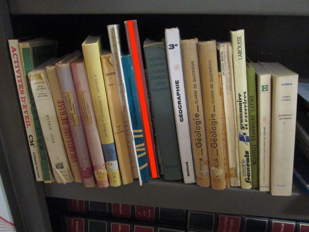 Lot de 30 Livres livrets manuels scolaires anciens Livres et BD
