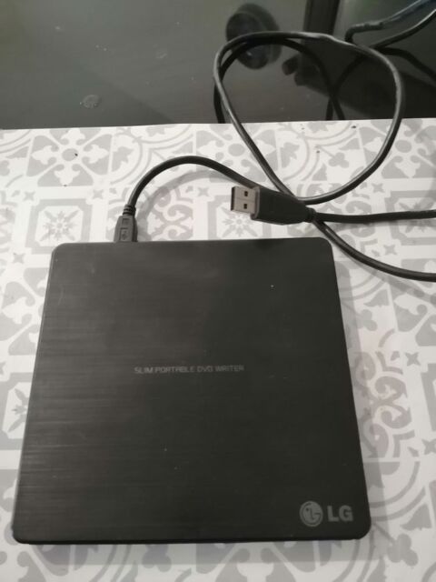LECTEUR CD DE MARQUE LG ULTRA PLAT 20 Cr�mieu (38)