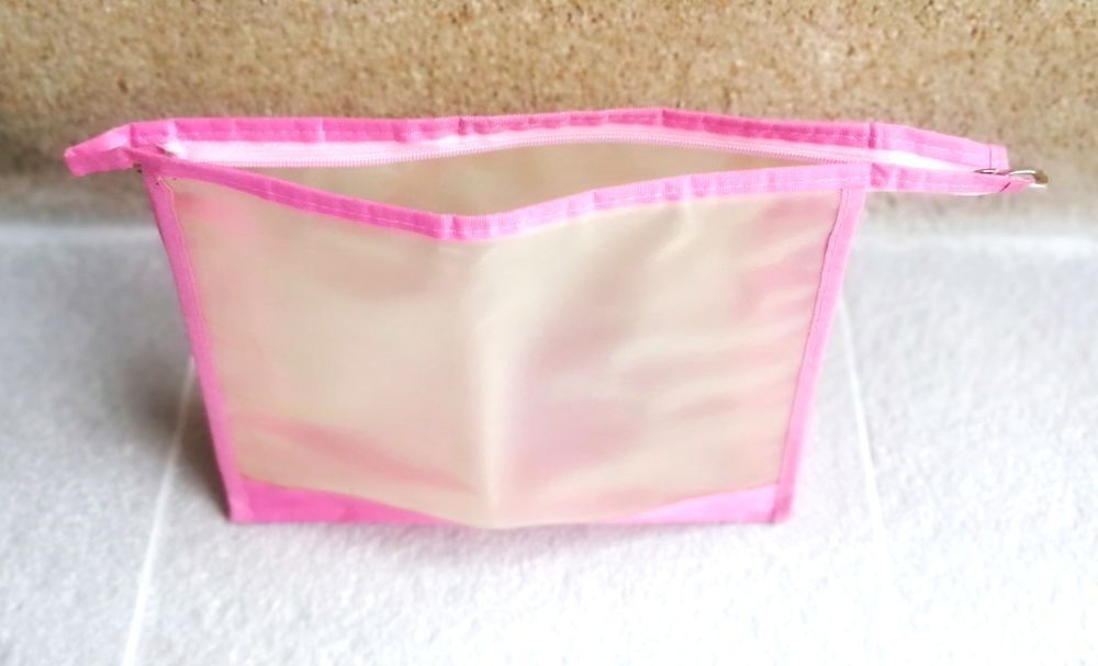 Trousse neuve Maroquinerie