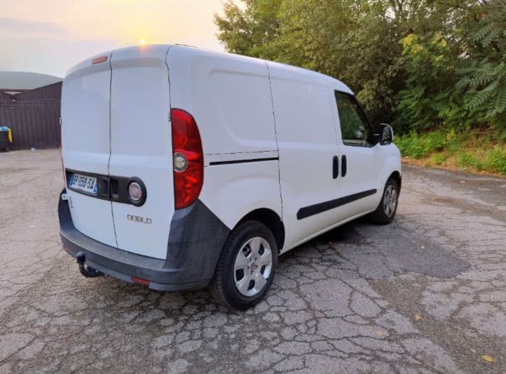 Doblo DOBLO CARGO FT 1.3 MULTIJET 90 PACK 2011 occasion 30960 Le Martinet