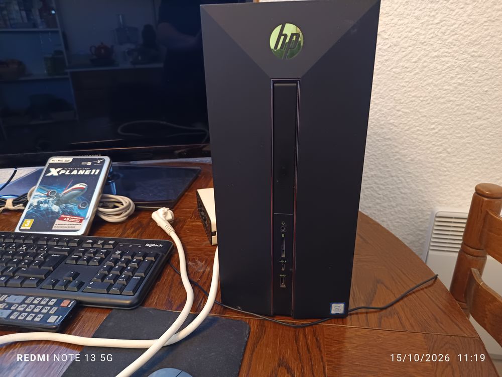 Ensemble multim&eacute;dia vendu en un seul lot Matériel informatique