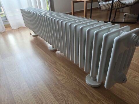 Acova chauffage central sur pieds 200 Paris 13 (75)