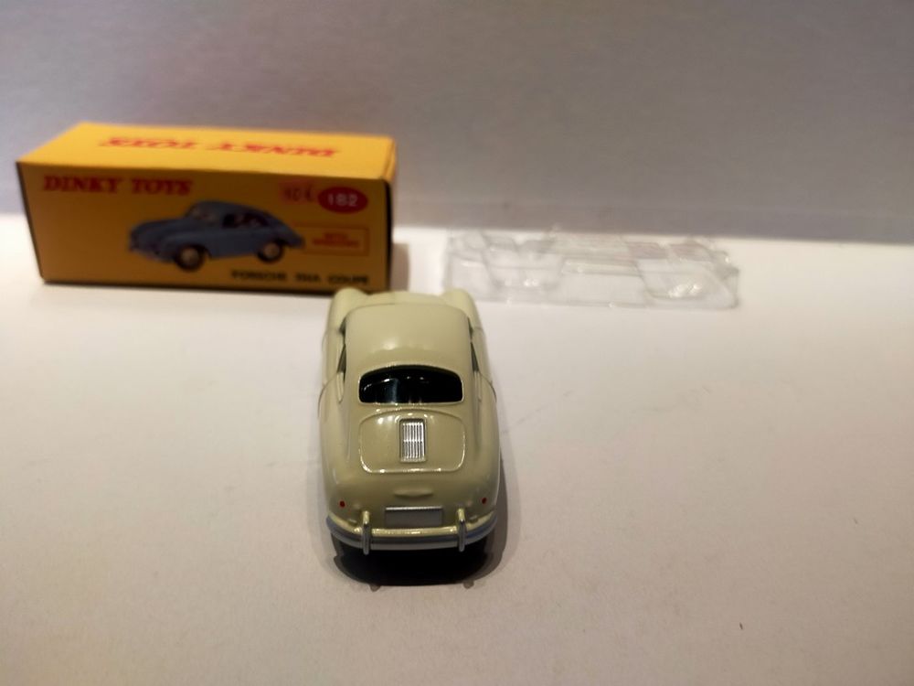 DINKY TOYS Atlas Porsche 356 A coup&eacute;

