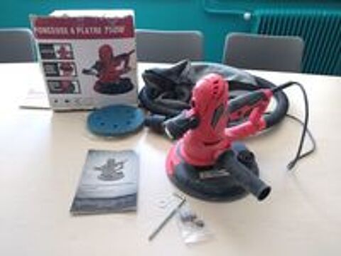  PONCEUSE A PLATRE AVEC LAMPE 