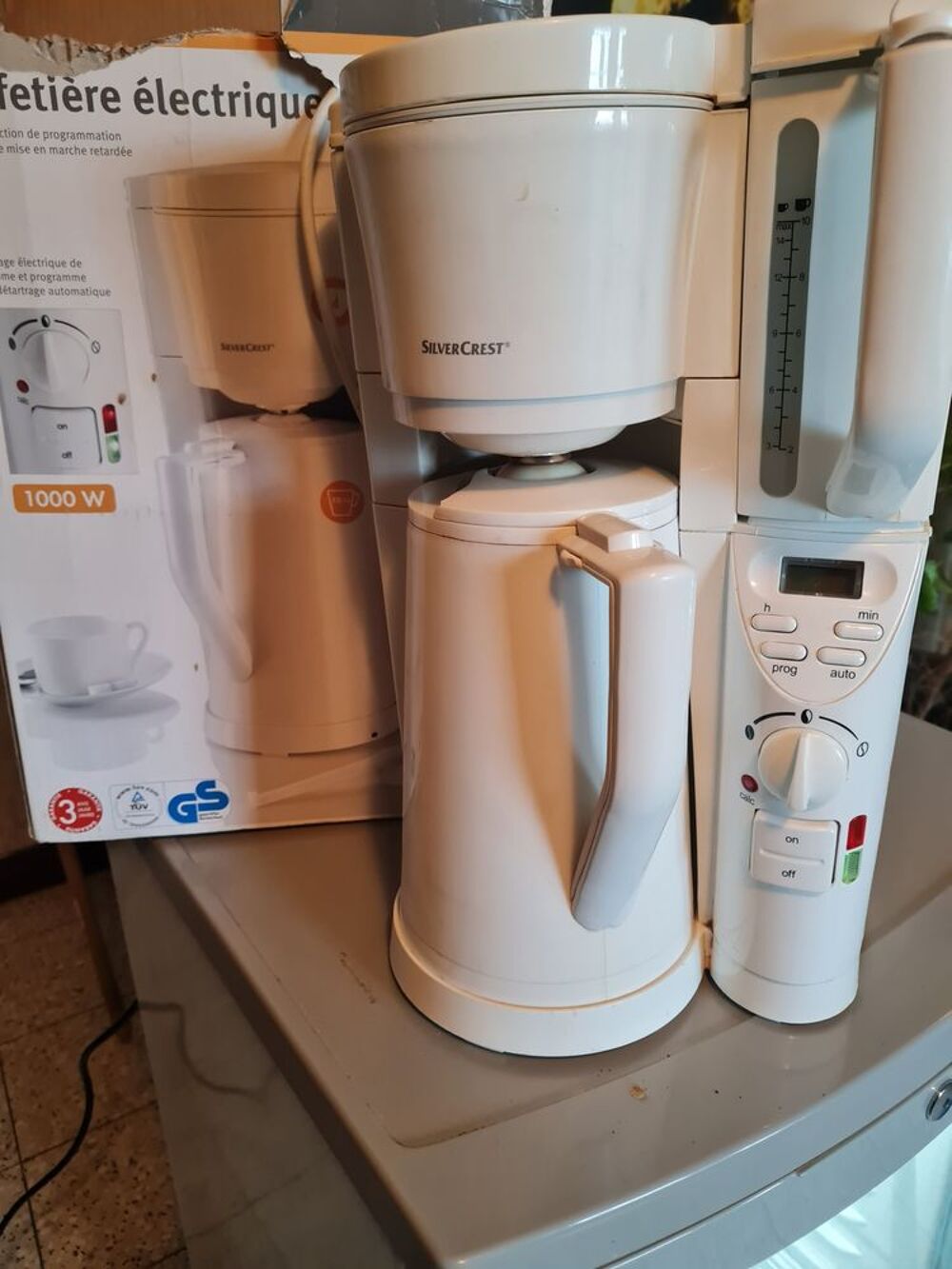 cafeti&egrave;re &eacute;lectrique programmable et distributeur isotherme
Electroménager