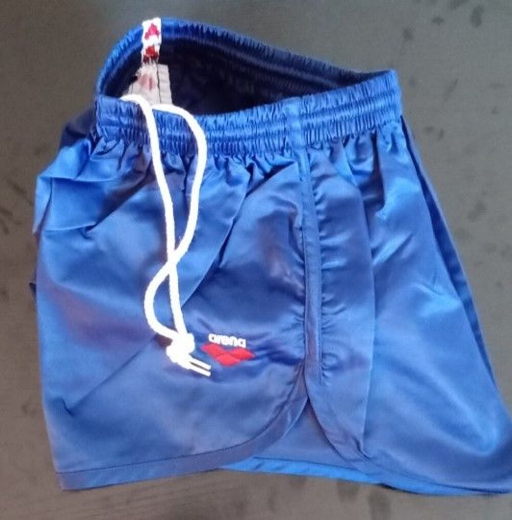 Short Vintage Nylon Polyamide Arena Marine-Rouge Taille S 40 Vêtements