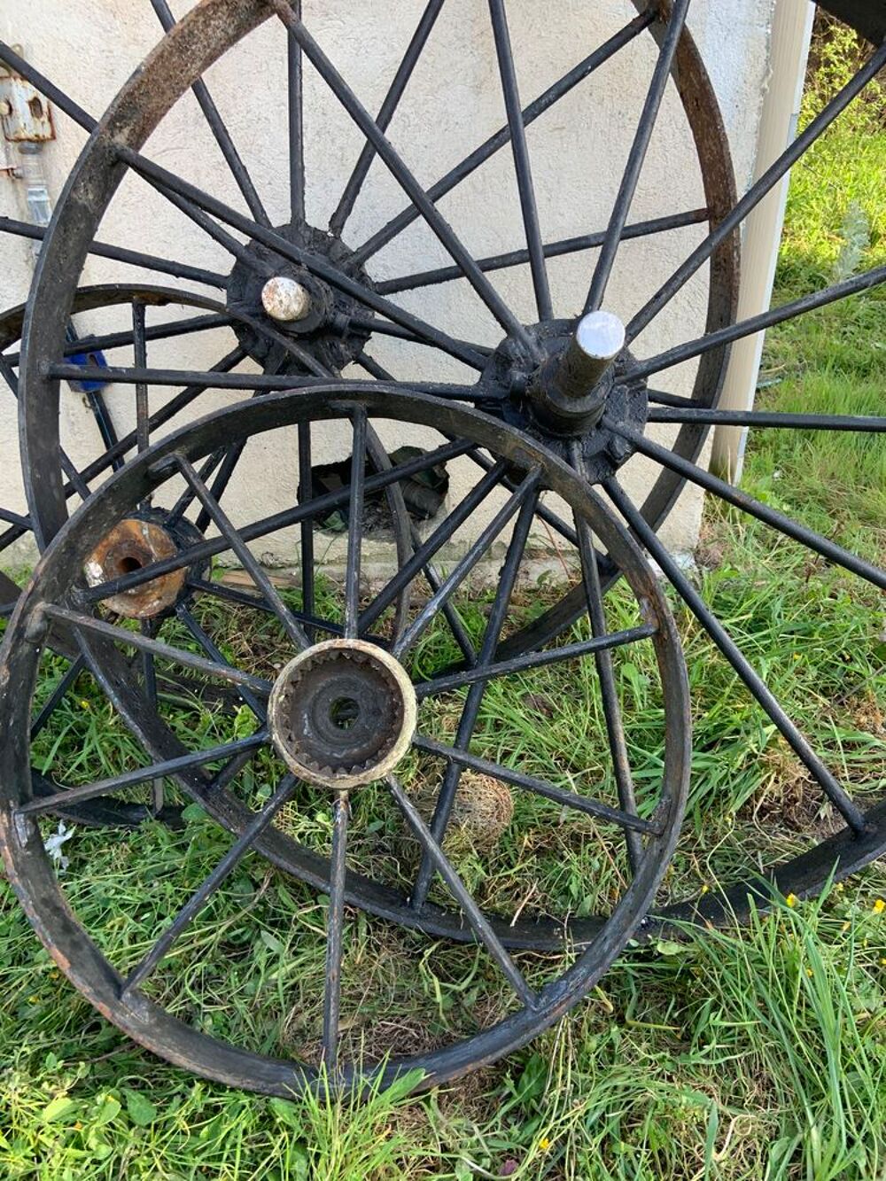 Roues de Charrues Jardin