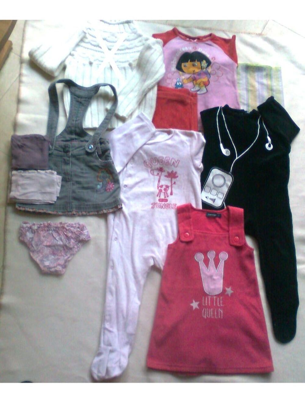 lot 11 - robe, pyjamas, jupes, 1 &agrave; 2 ans - zoe Puériculture