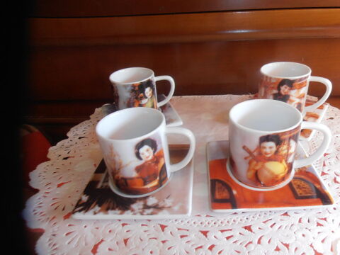 Service � caf� (12) 12 Tours (37)