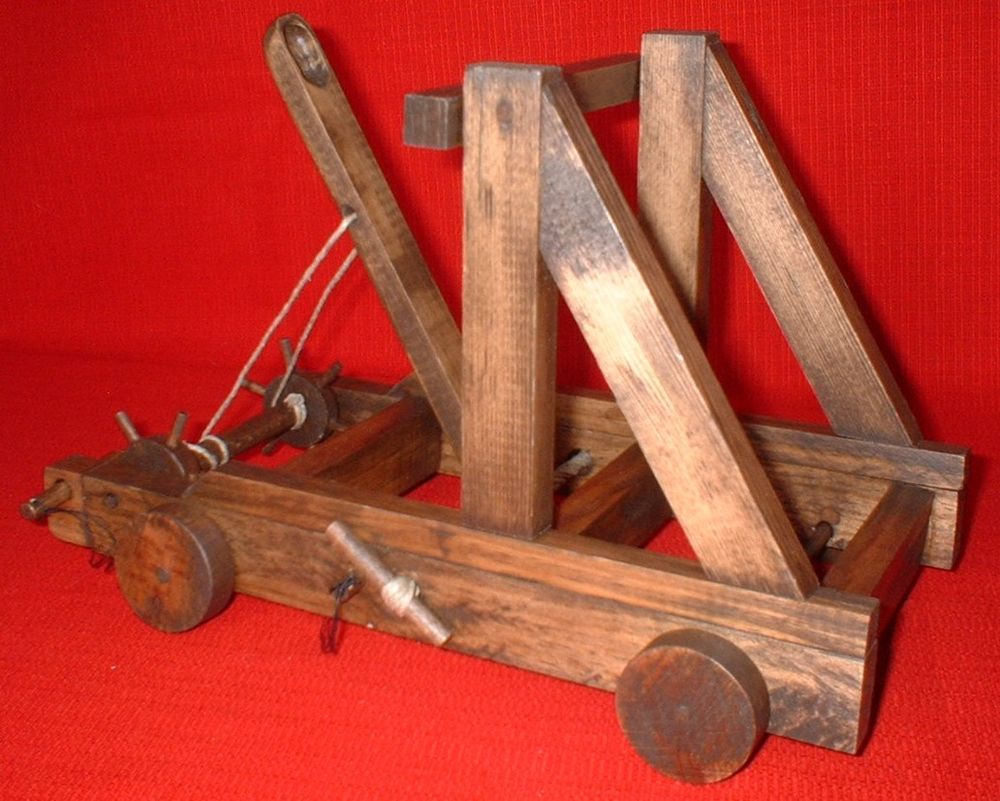 Maquette fonctionnelle de catapulte Jeux / jouets