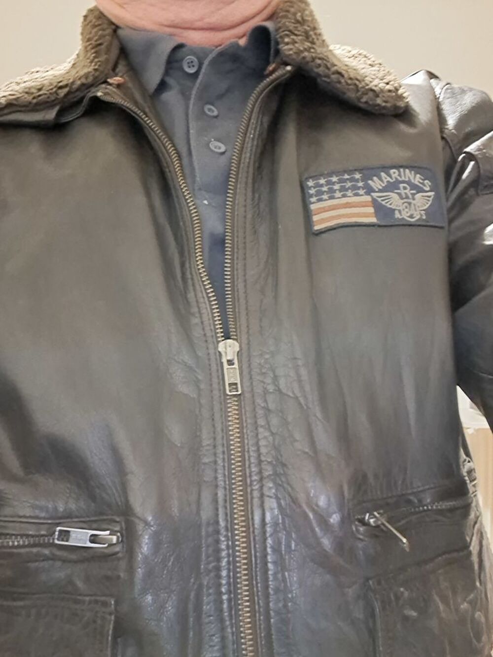 Blouson Aviateur en Cuir Noir - Col Fourrure Vêtements