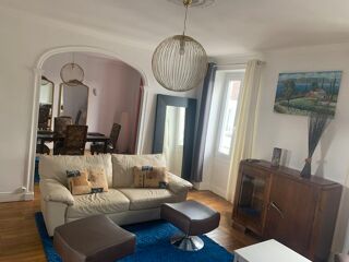  Appartement � louer 7 pi�ces 150 m� Fontainebleau