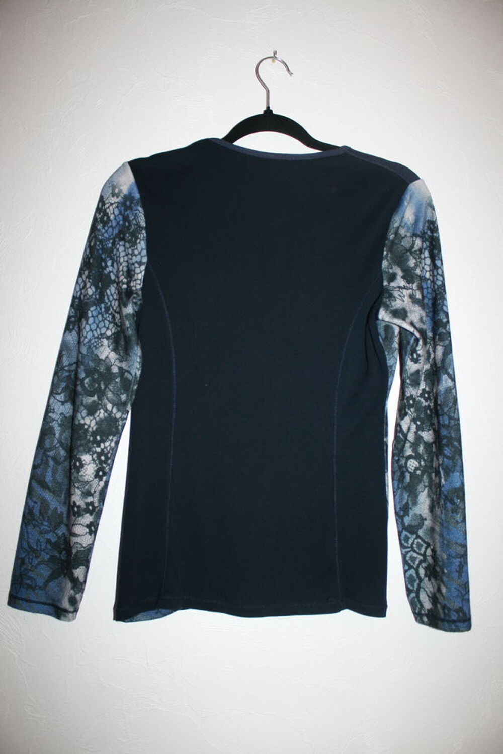 Joli haut Vtements