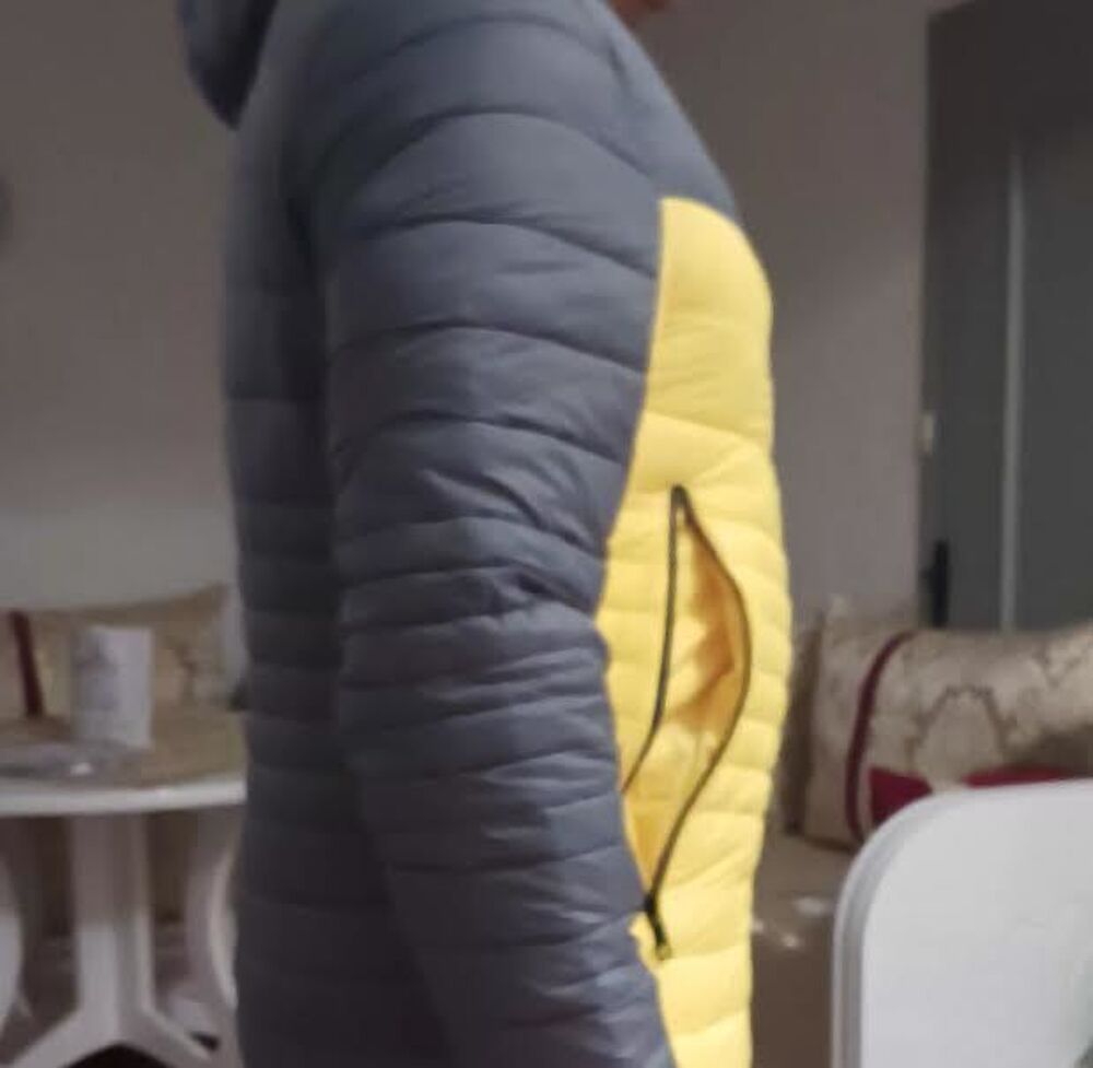 doudoune d'hiver l&eacute;g&egrave;re chaud &agrave; capuche taille L- Vêtements