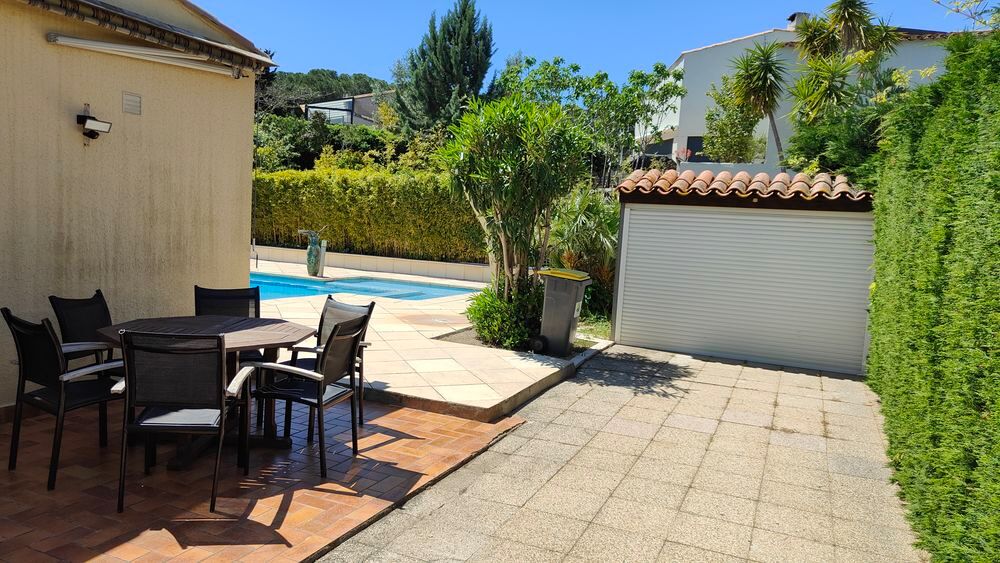 Vente Maison LE CAP D'AGDE : QUARTIER RECHERCHE - Pinède, proximité Maraval, villa individuelle sur 634 m² de terrain clos, piscine chauffée, jacuzzi et dépendance. Le cap d agde