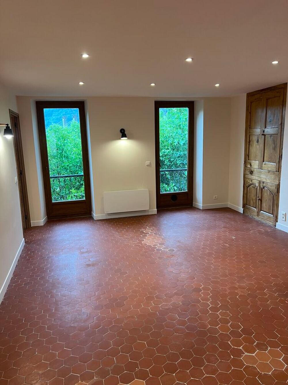 Location Appartement Appartement 3 pièces Puget-théniers