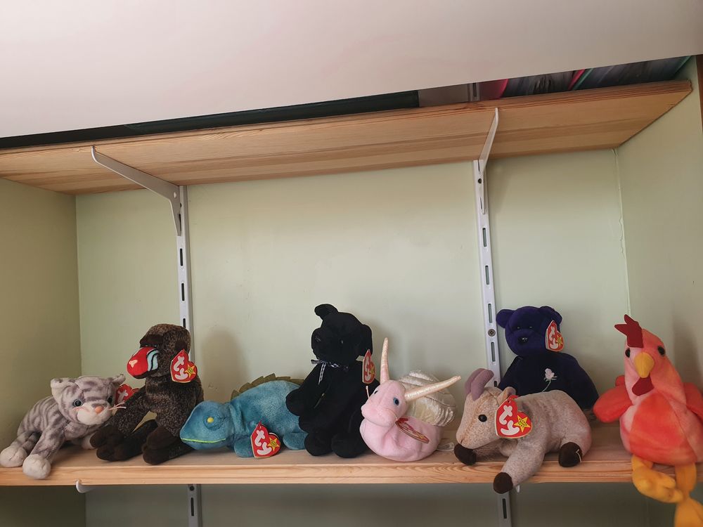 Lot de 8 peluches rares Beanie Babies.
Jeux / jouets