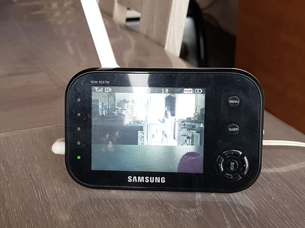 Babyphone Samsung avec double cam&eacute;ra Puériculture