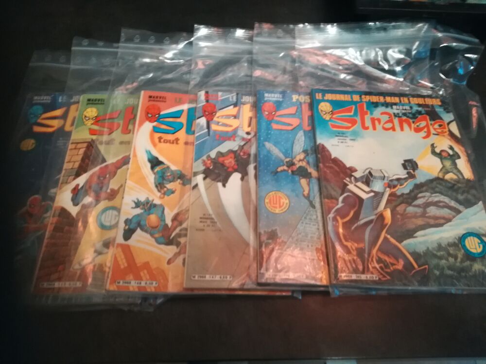 bd strange Livres et BD