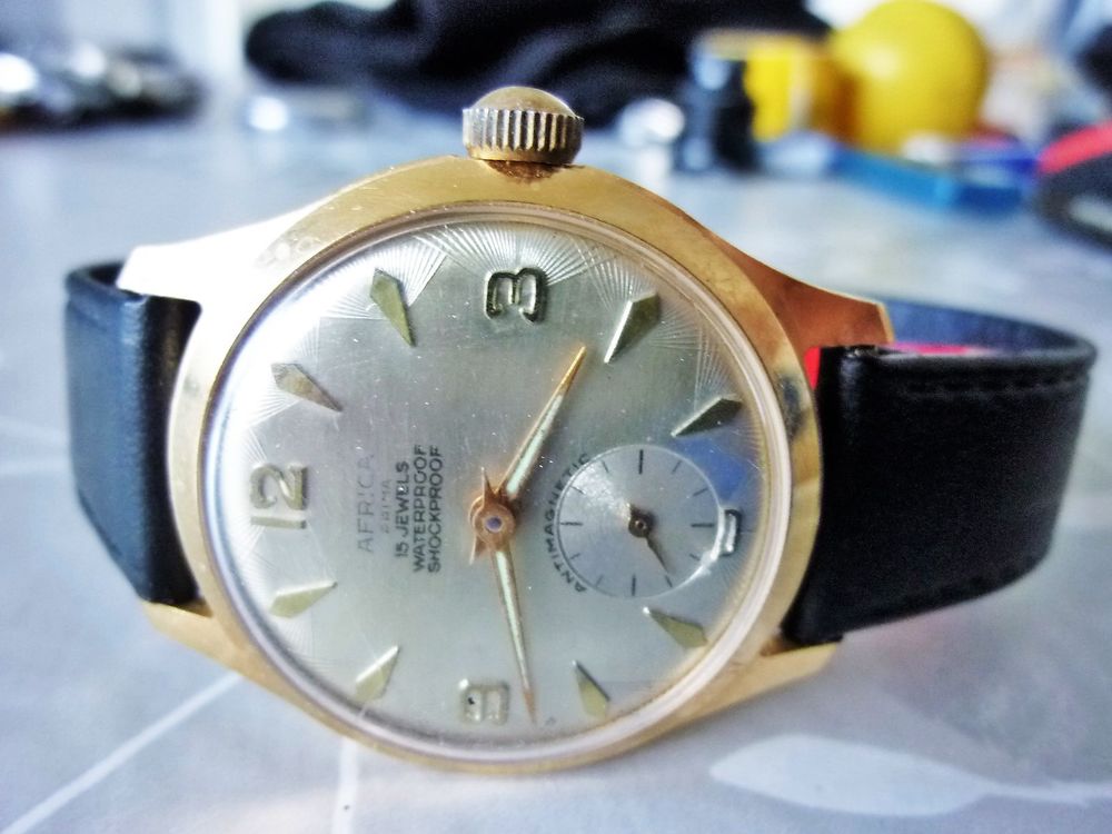 AFRICA PRIMA montre m&eacute;canique 1960 MEC0029 Bijoux et montres