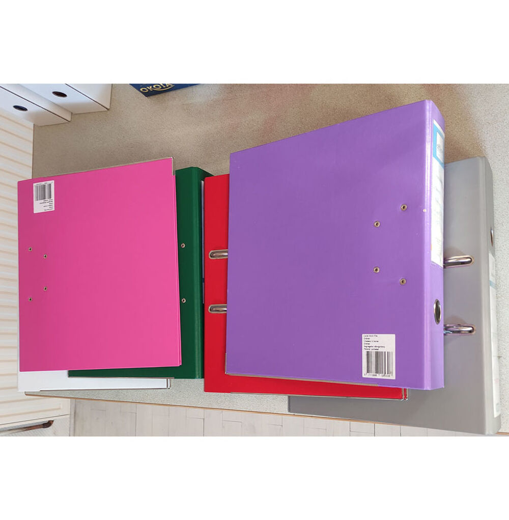Lot de fournitures scolaires neuves ou tr&egrave;s bon &eacute;tat Livres et BD