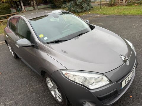 Renault M&eacute;gane III dCi 110 FAP eco2 Business Champion 2011 occasion La Grande-Paroisse 77130
