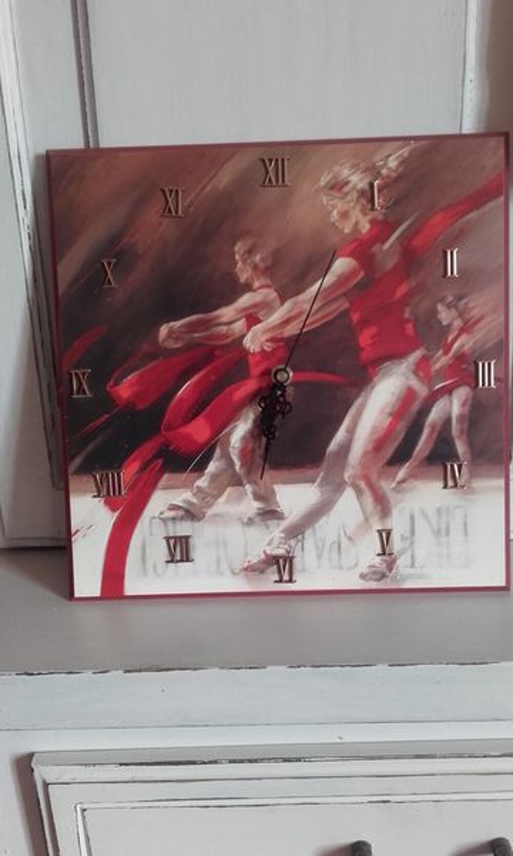 A saisir jolie horloge Décoration