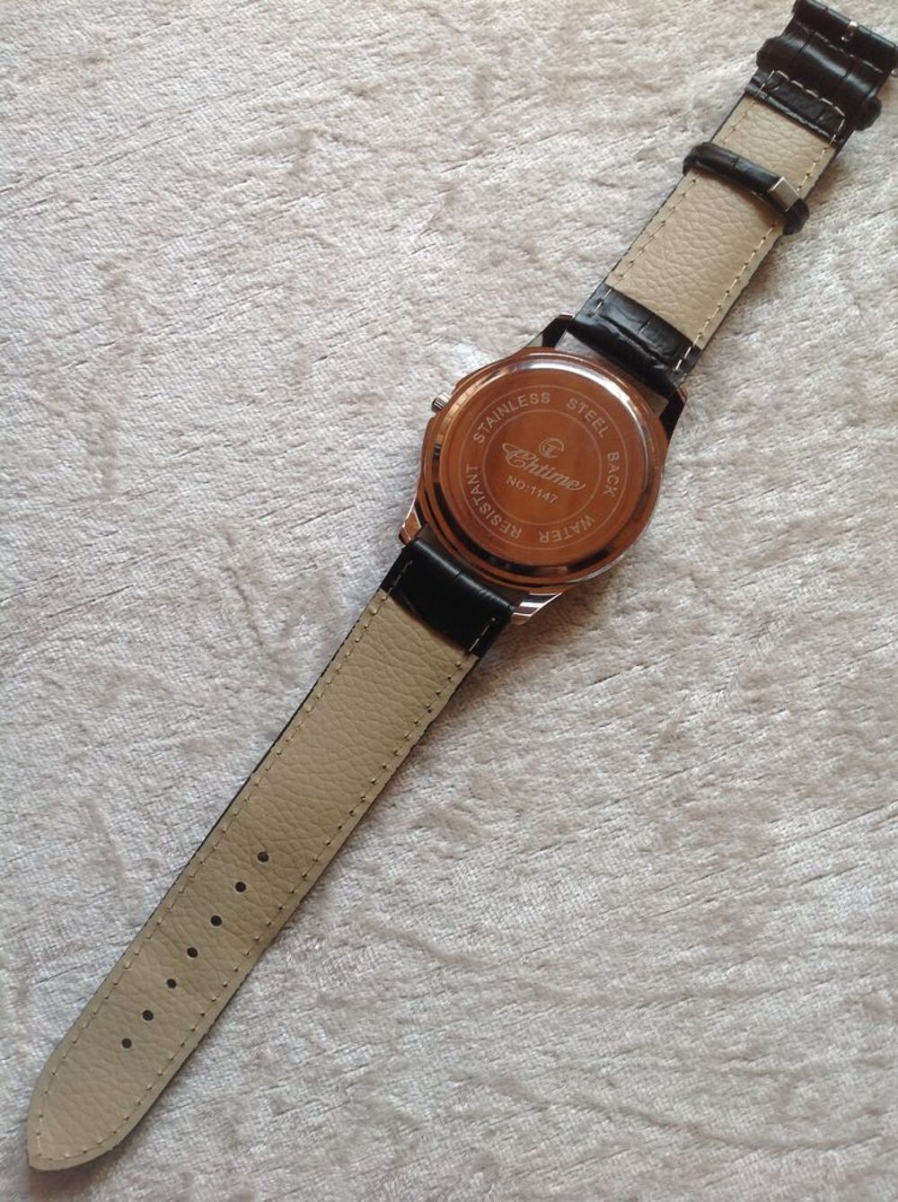 MONTRE CHTIME CADRAN CR&Egrave;ME ETAT NEUF Envoi Possible Bijoux et montres
