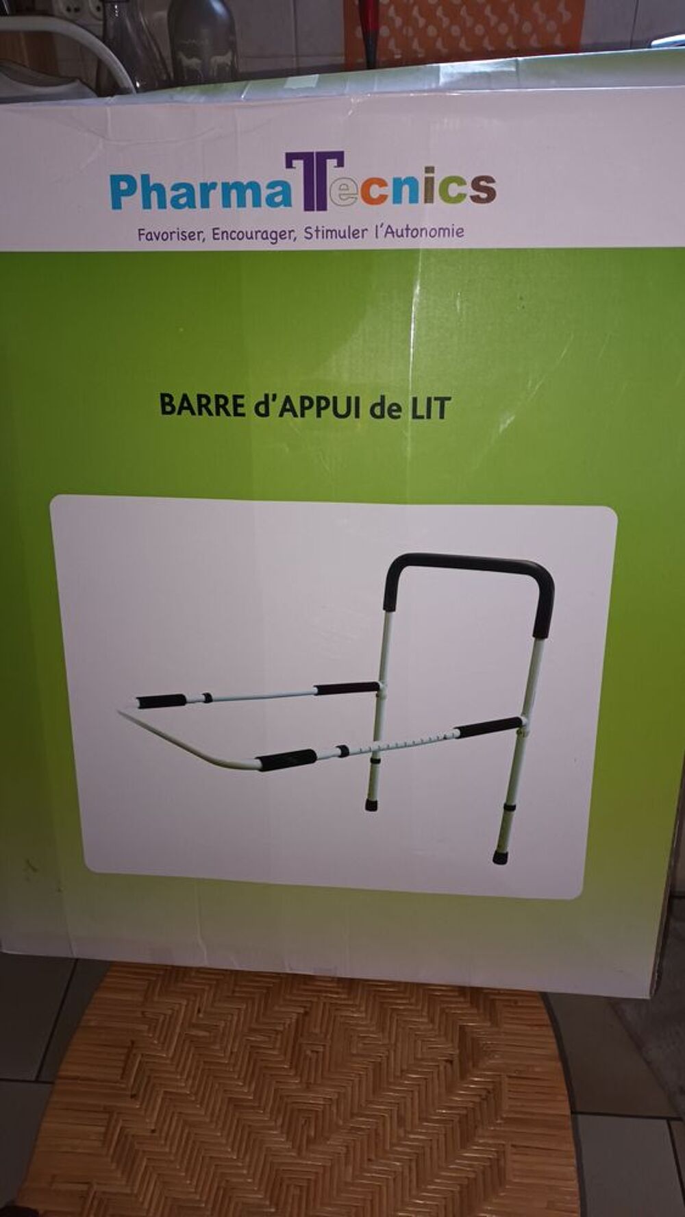 Barre d'appui de lit Meubles