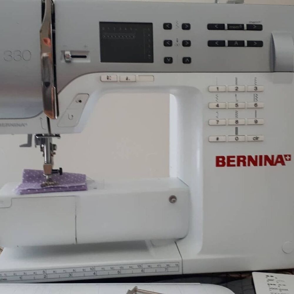 Machine &agrave; coudre Bernina B330 Electroménager