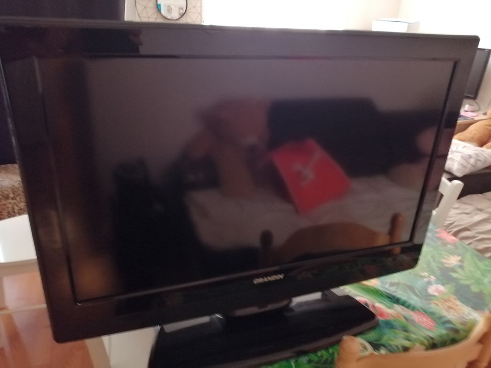 T&eacute;l&eacute; 80 cm Photos/Video/TV