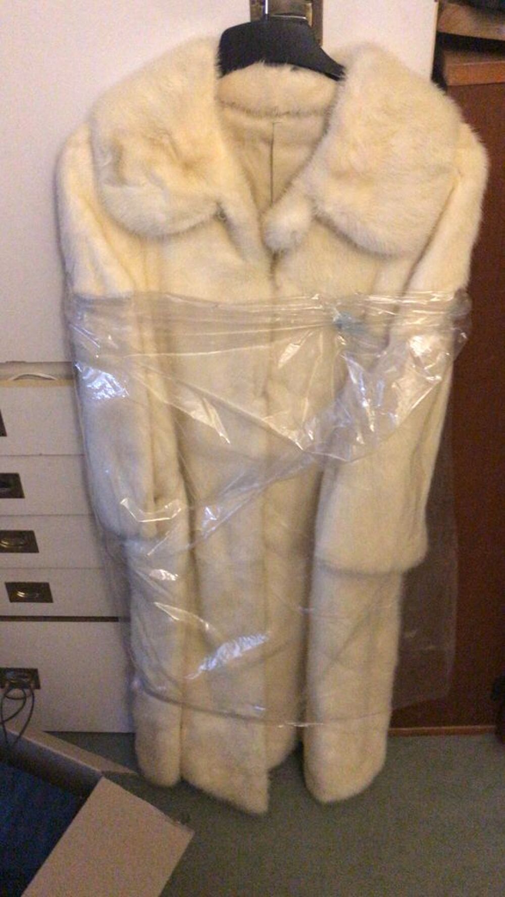 Manteau vison blanc Vêtements