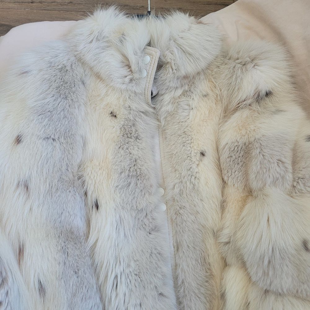 Veste laine Ir&egrave;ne Van Ryb / Capeline fourrure 1960 Vêtements