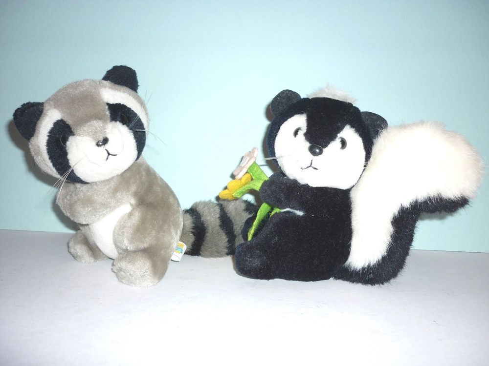 Peluches RATON LAVEUR &amp; MOUFETTE (15 cm &copy; R.DAKIN &amp; CO 1985) Jeux / jouets