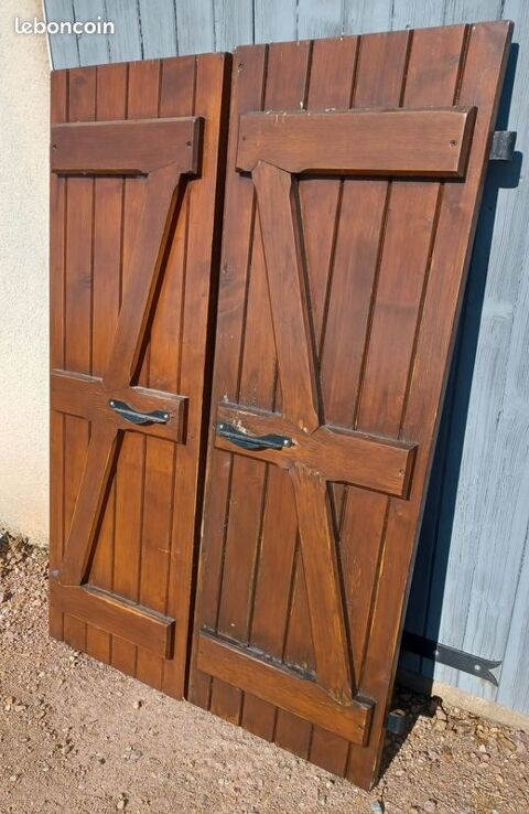 volets en bois Paray-le-Monial (71)