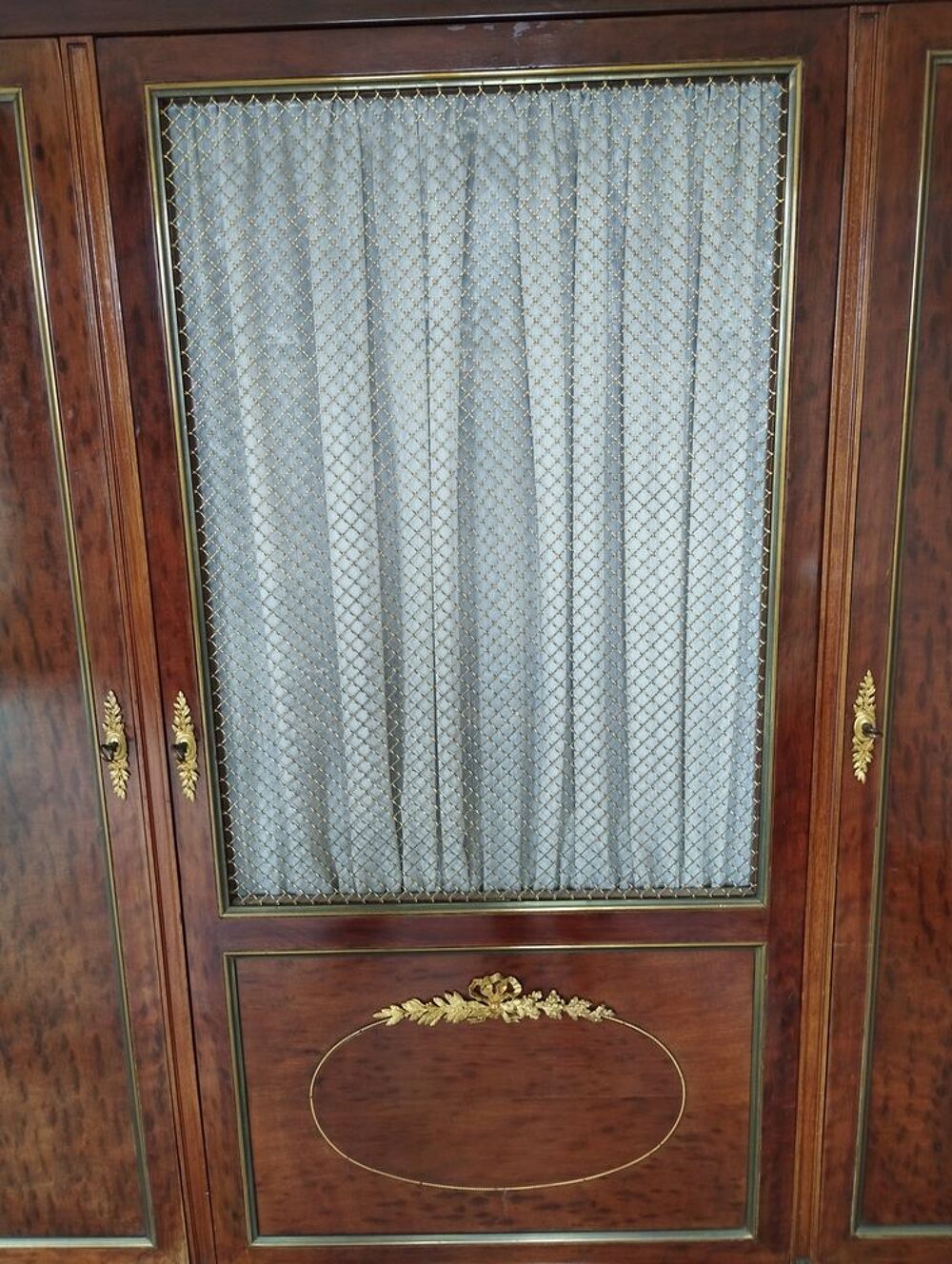 Vaisselier acajou style 1er Empire. Meubles