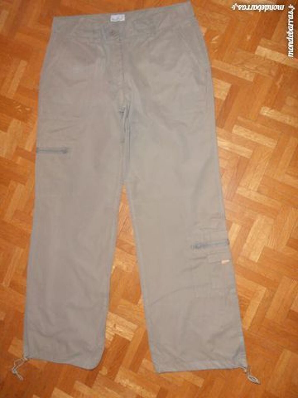 Pantalon kaki (V12) Vêtements