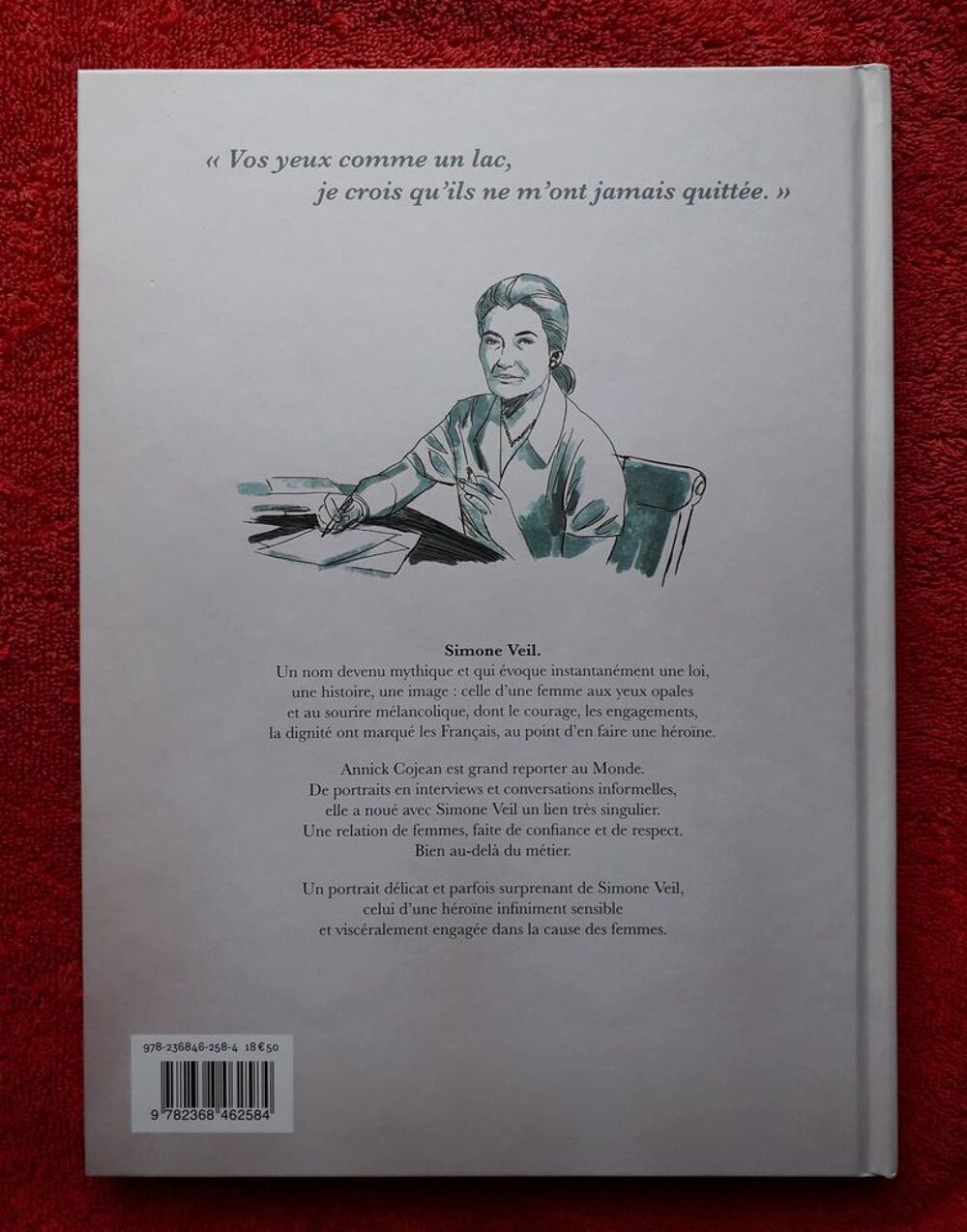 BD : Simone Veil ou la force d'une femme . Livres et BD