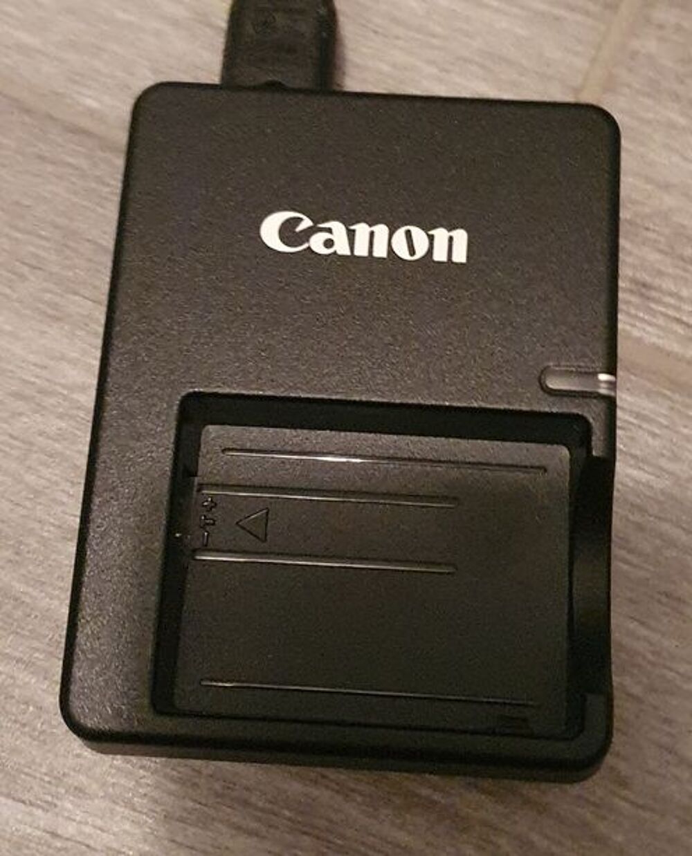 Chargeur CANON pour batterie LP-E5 Photos/Video/TV